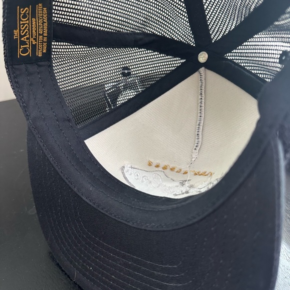 Men’s salty crew SnapBack fishing hat - Picture 3 of 3